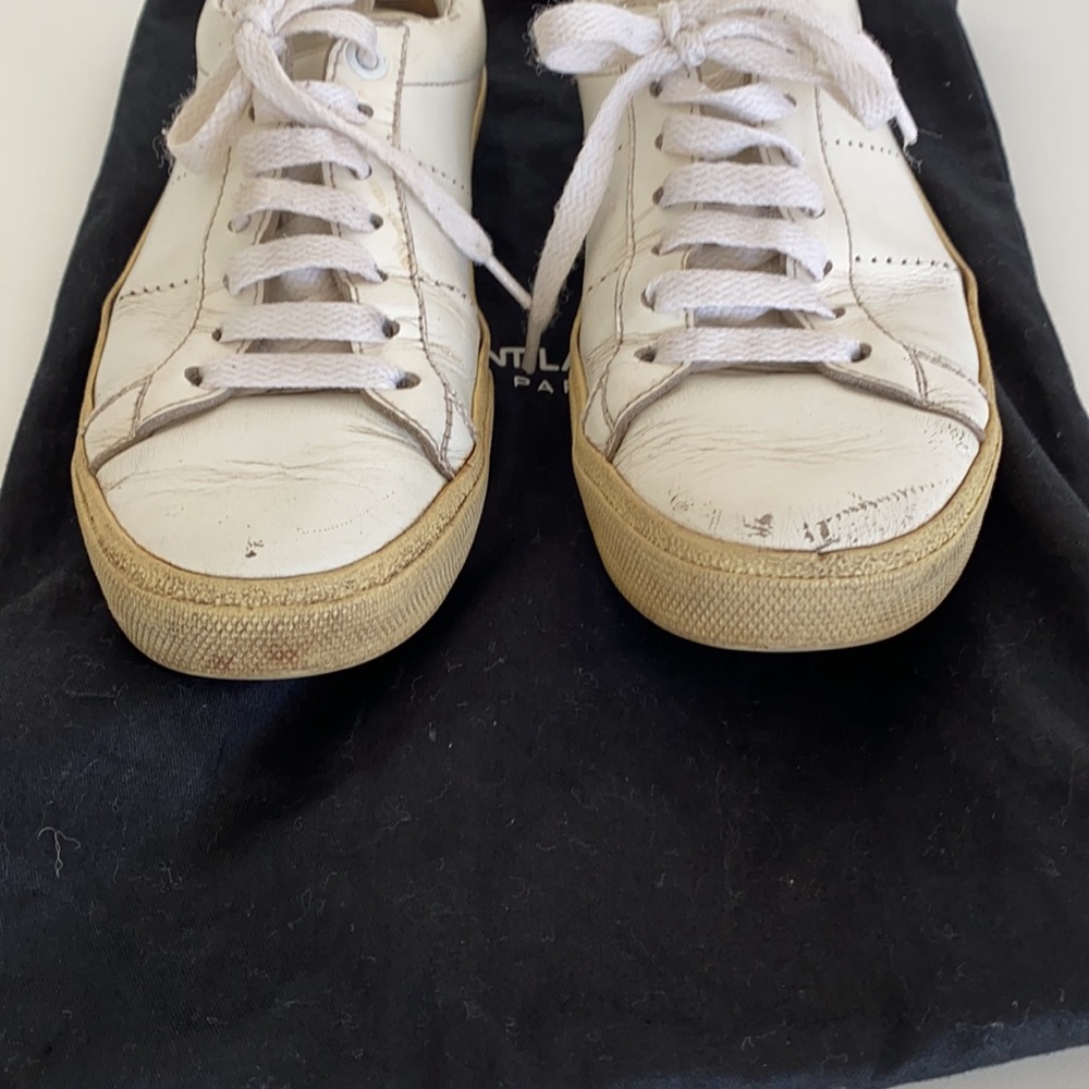 Saint Laurent Court Classic Sneakers - Picture 3 of 8